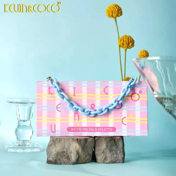 Paleta de sombras de ojos DreamWeaver Express de 26 colores .