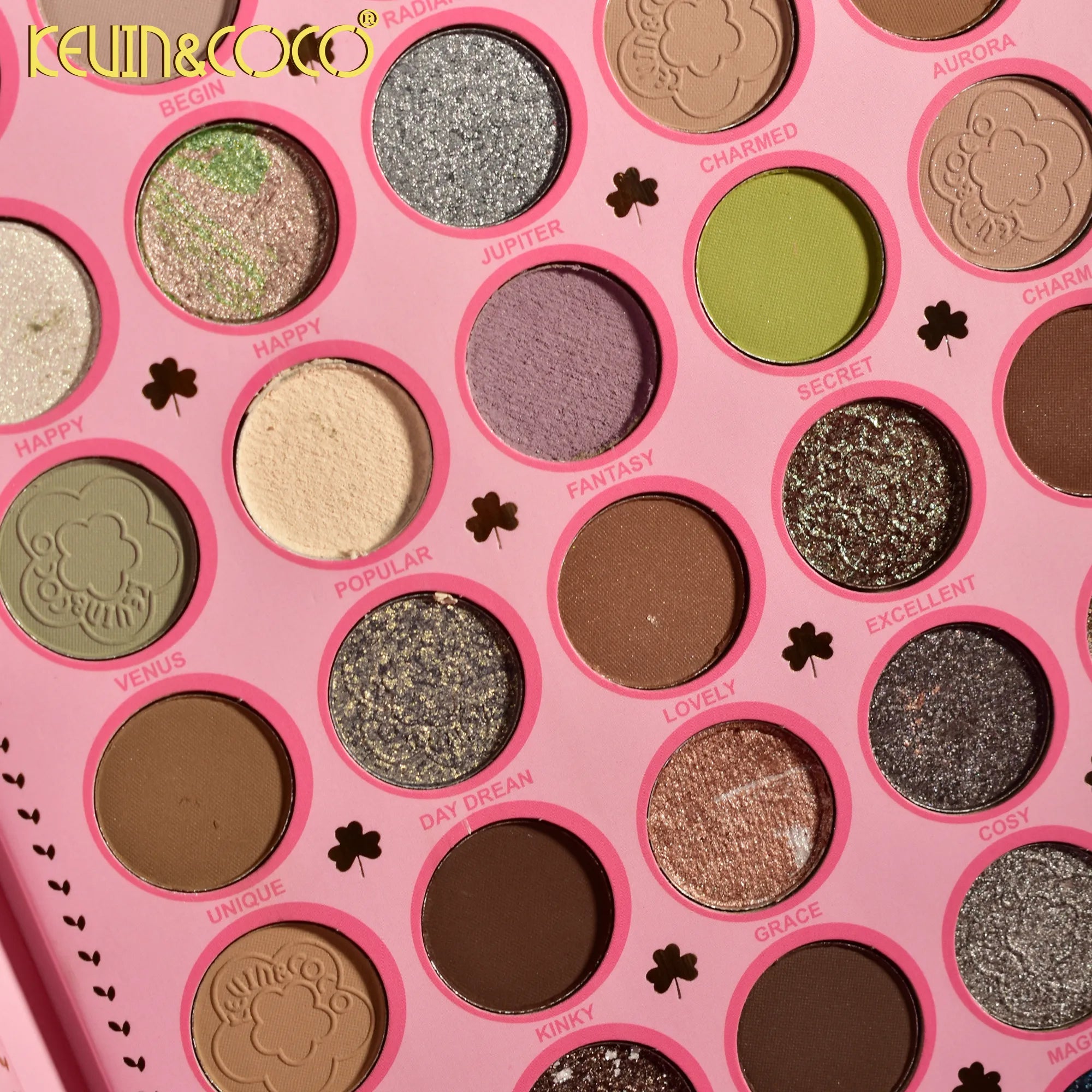 Paleta de Sombra de Ojos de 117 Tonos