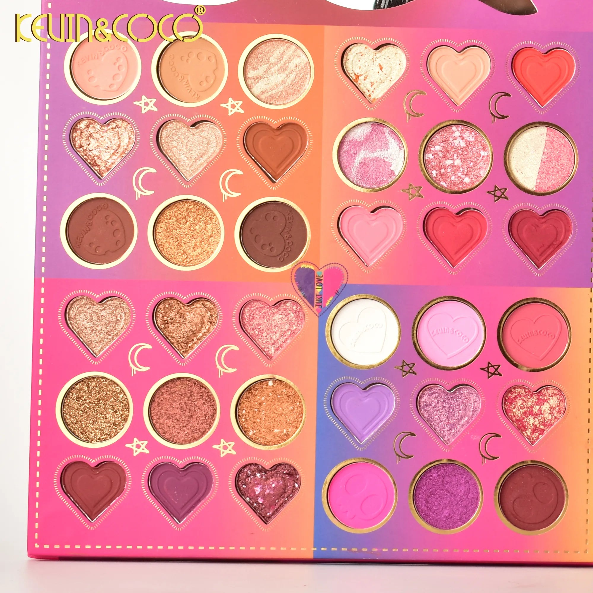 Paleta de Sombras de Cjos de 76 Colores en Forma de Pareja de Vampiros