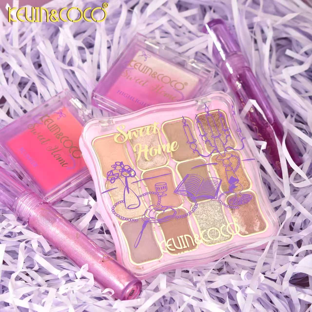 Cosmetc Set. Paleta de Cosméticos.