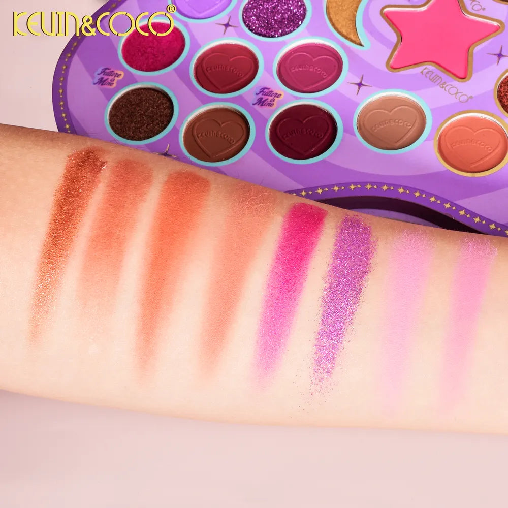 Paleta de Sombras de Ojos/ Colorete e Iluminador de 30 Colores Flutter By