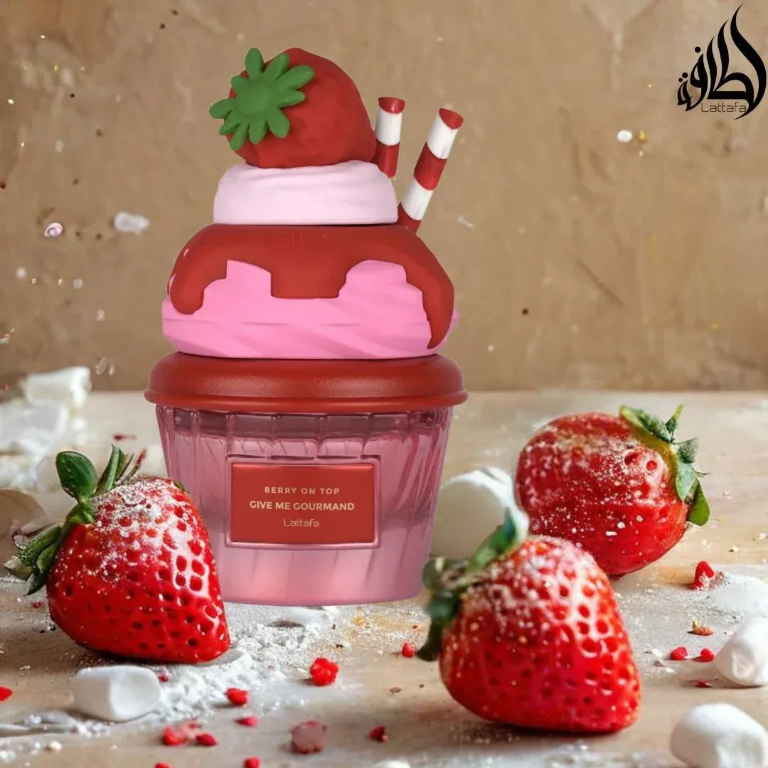 Berry on Top Give Me Gourmand Lattafa,  Perfume Árabe Eau de Parfum para Mujer 75 ml.