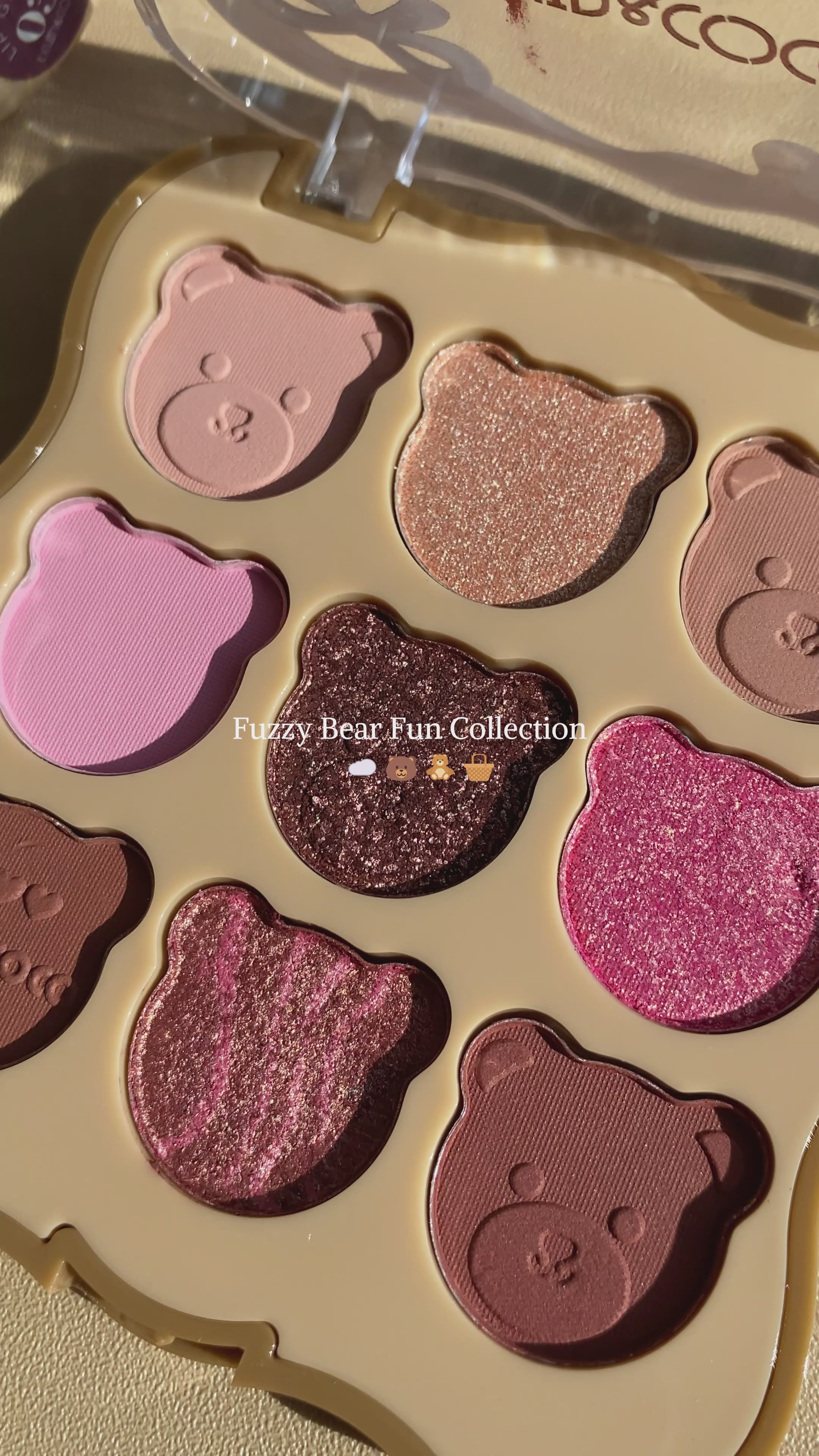 Paleta de Sombras de Ojos Fuzzy Bear Fun de 9 Colores